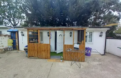 4 Bedroom Semi-Detached House